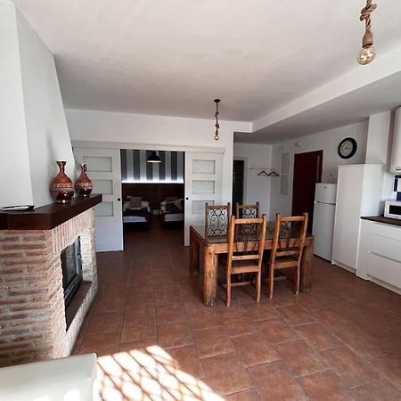 Apartamento La Casa De La Avenida Cenes De La Vega Exterior foto