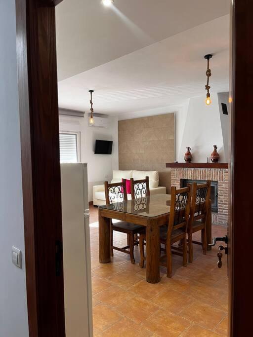 Apartamento La Casa De La Avenida Cenes De La Vega Exterior foto
